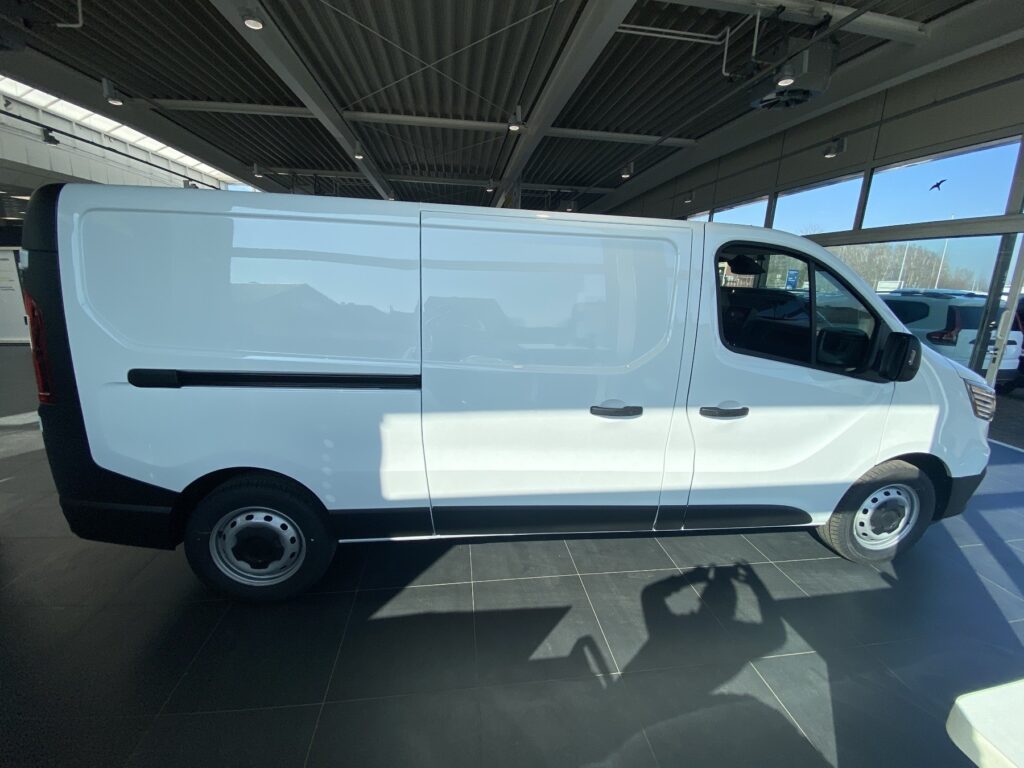 Renault Trafic Exposé-Bild 4
