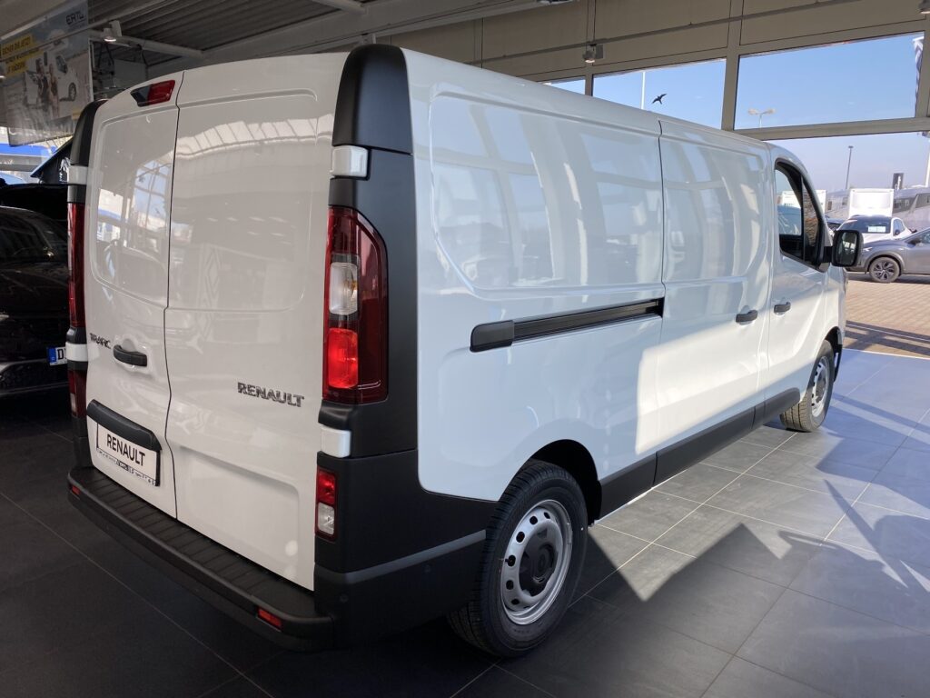 Renault Trafic Exposé-Bild 10