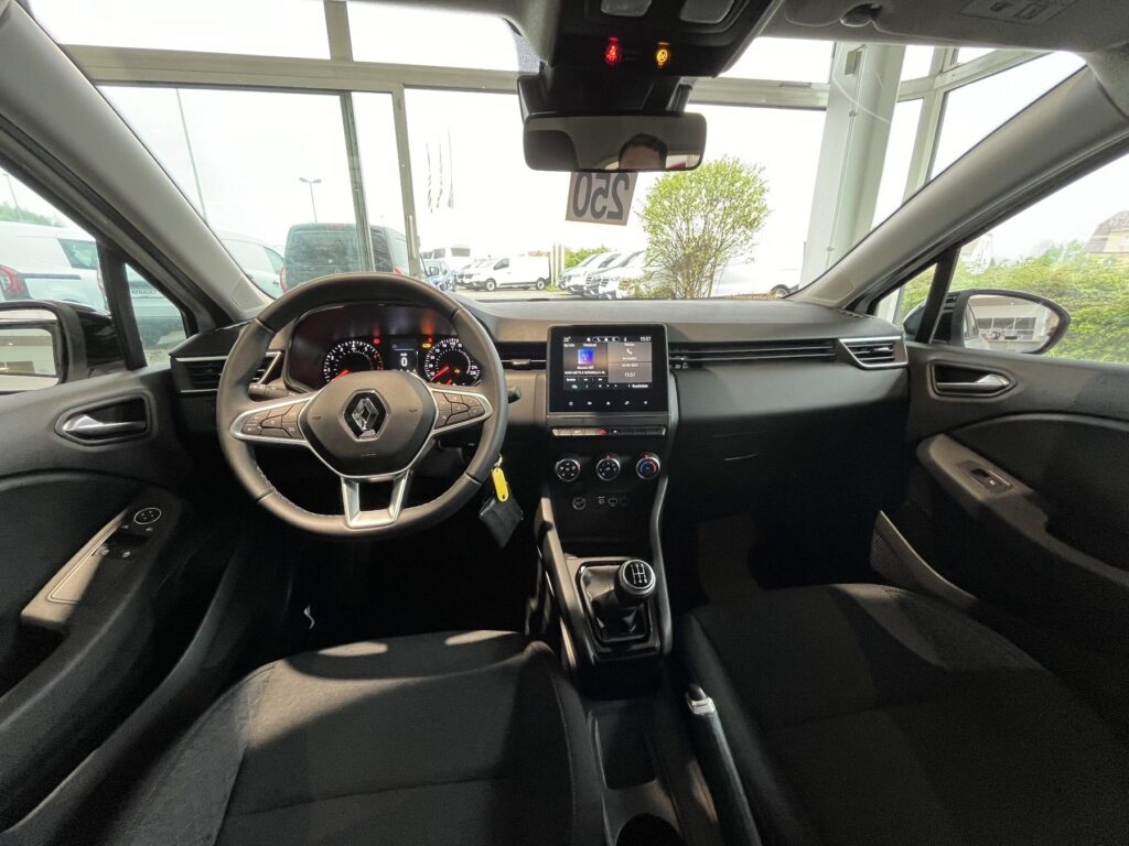 Renault Clio Exposé-Bild 22