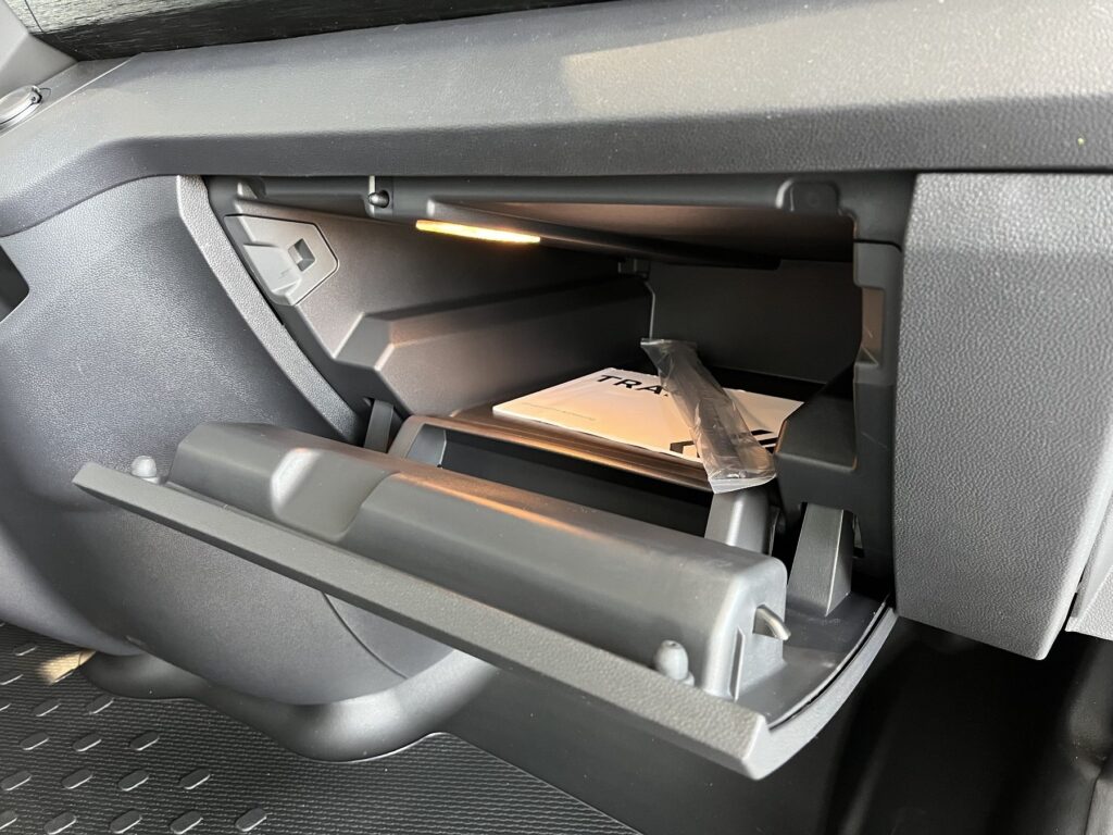 Renault Trafic Exposé-Bild 3