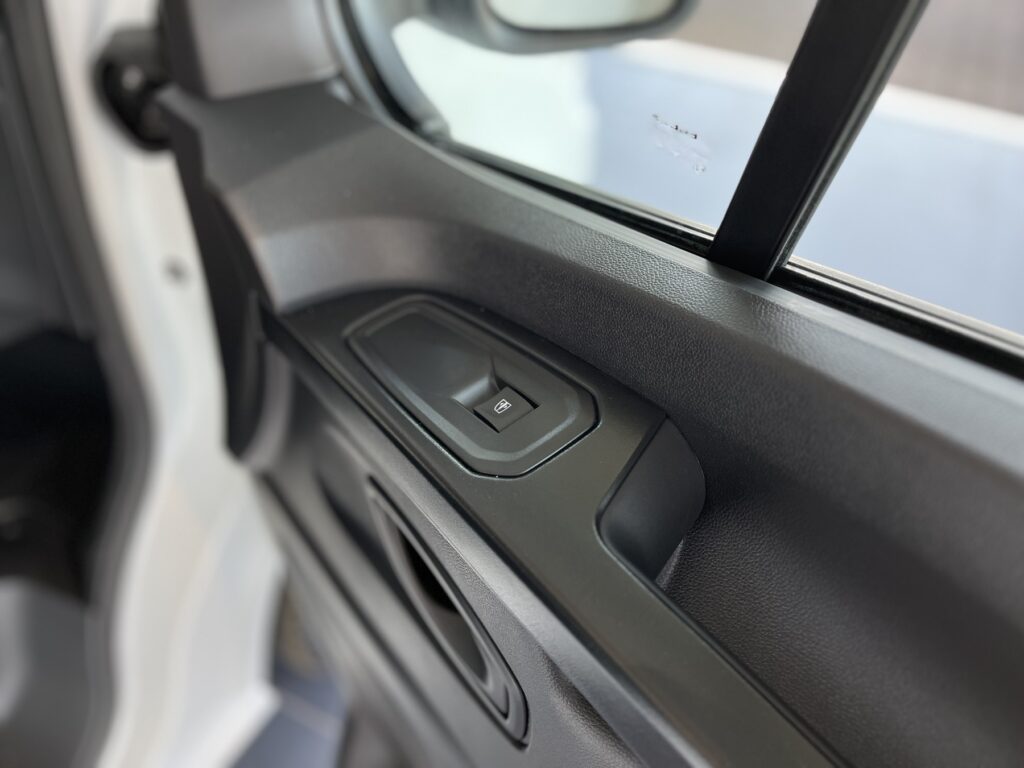 Renault Trafic Exposé-Bild 7