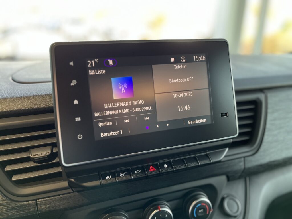 Renault Trafic Exposé-Bild 26