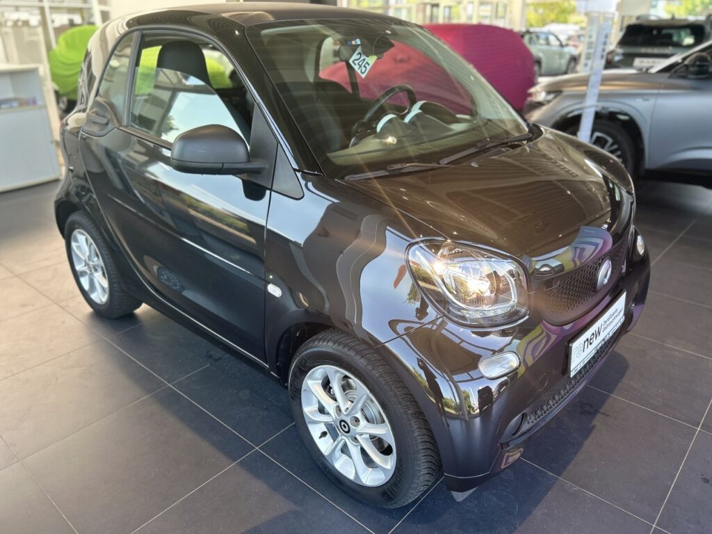 SMART ForTwo Exposé-Bild 3
