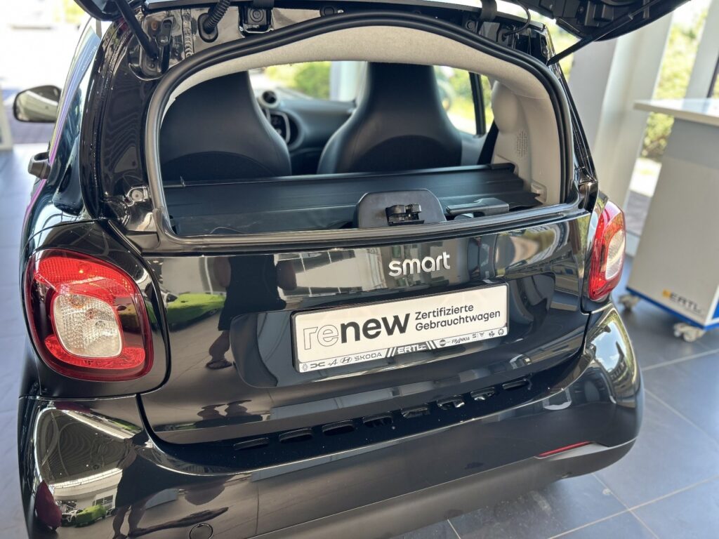 SMART ForTwo Exposé-Bild 12
