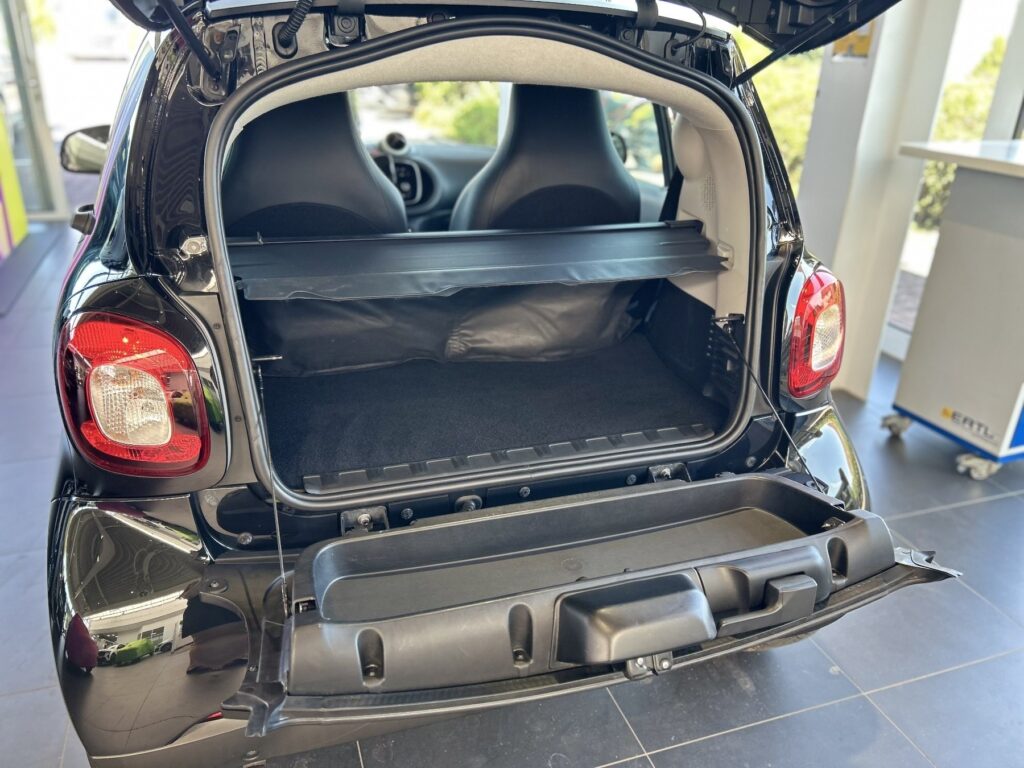 SMART ForTwo Exposé-Bild 13