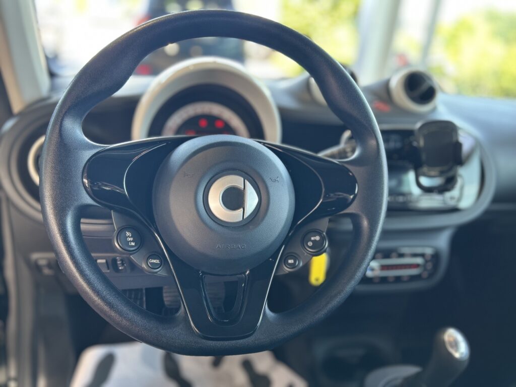 SMART ForTwo Exposé-Bild 21
