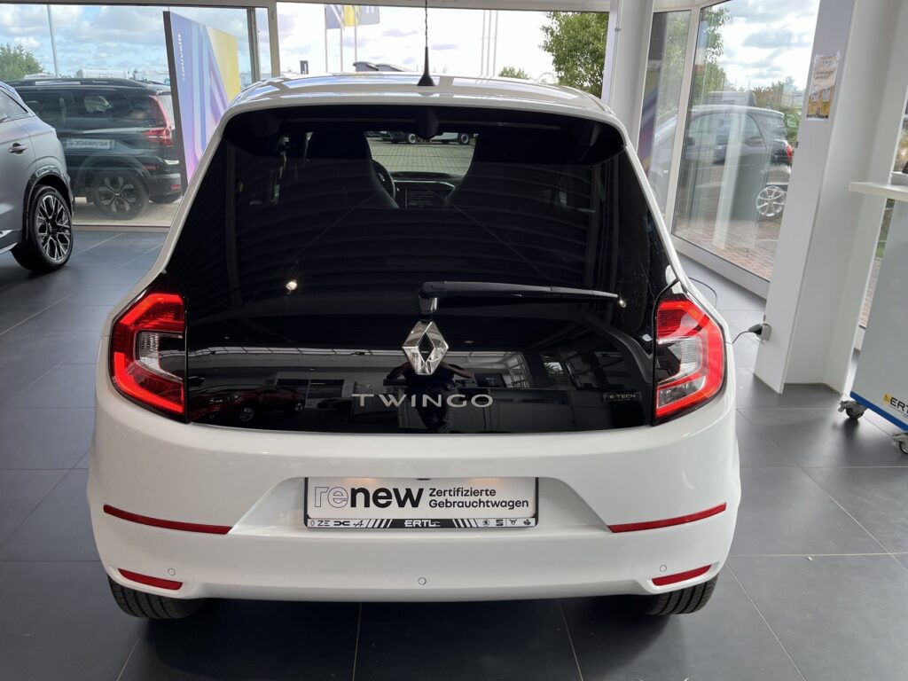 Renault Twingo Exposé-Bild 10