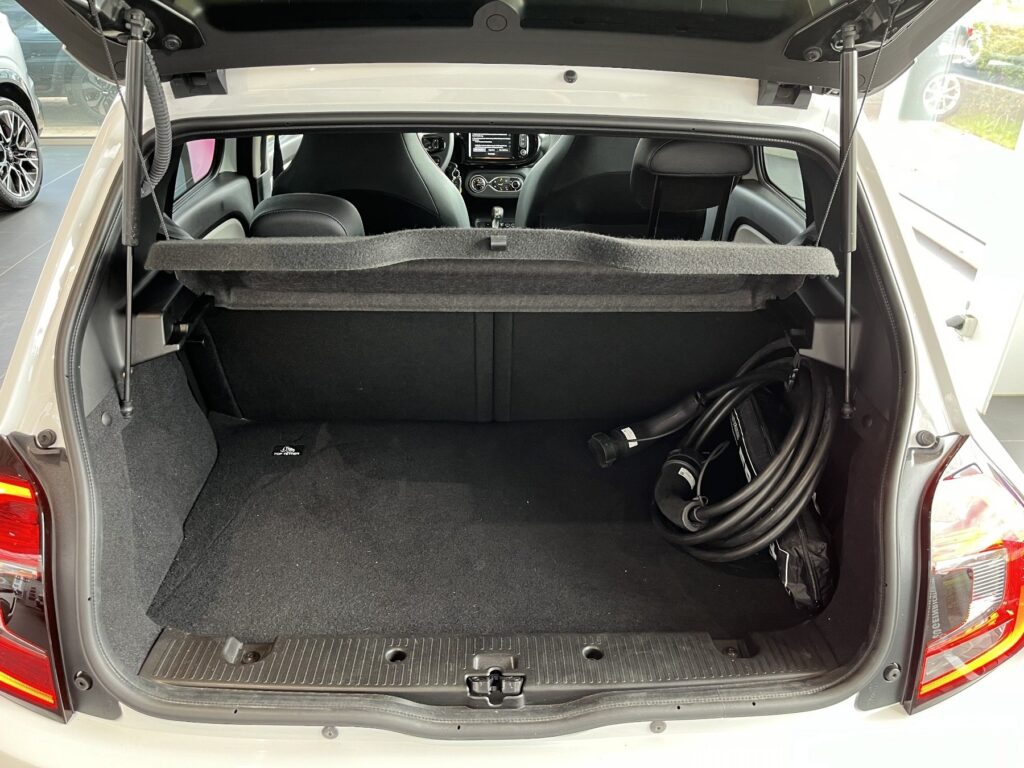 Renault Twingo Exposé-Bild 13