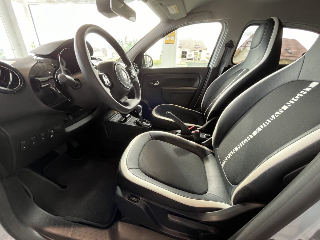 Renault Twingo Exposé-Bild 18
