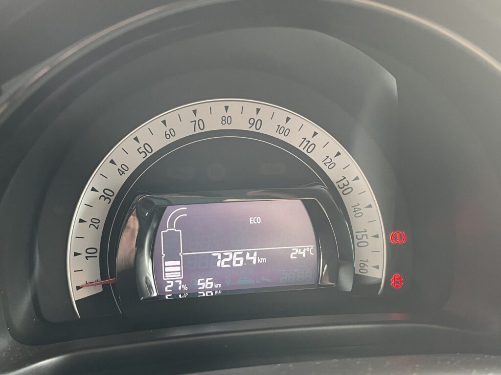 Renault Twingo Exposé-Bild 22