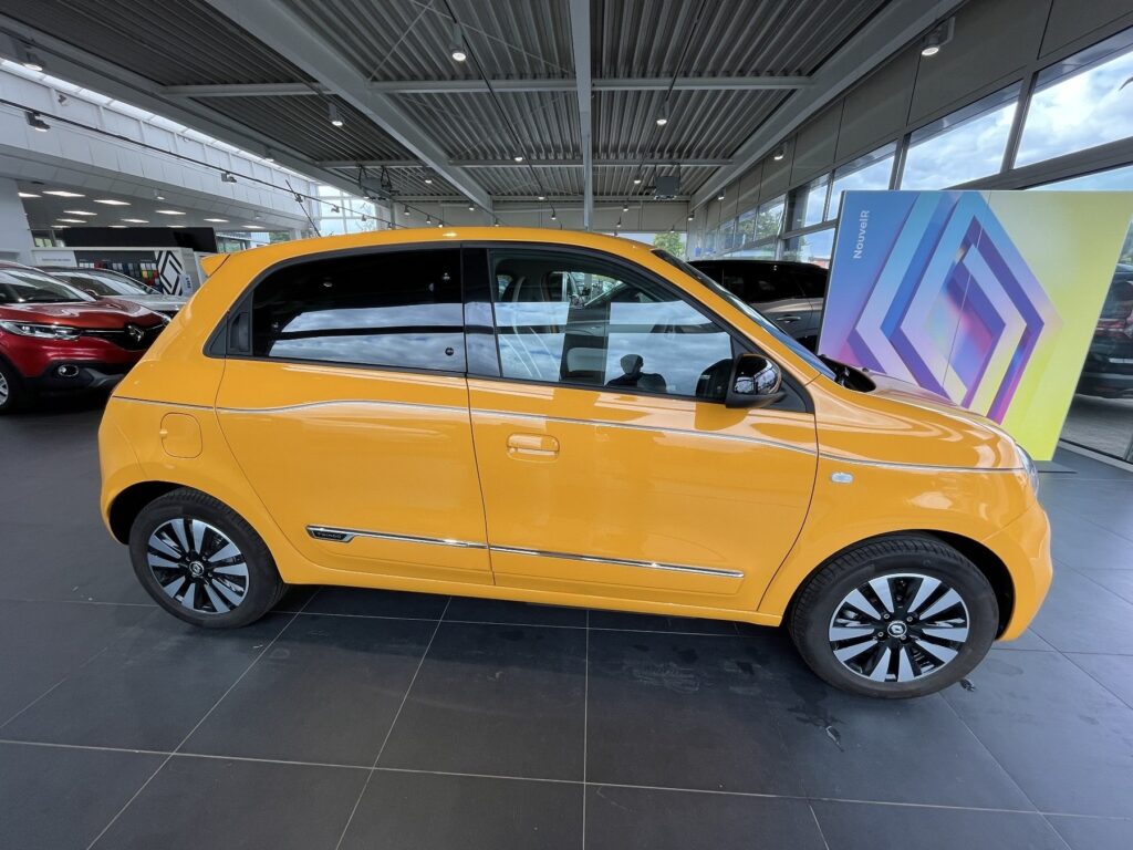 Renault Twingo Exposé-Bild 4