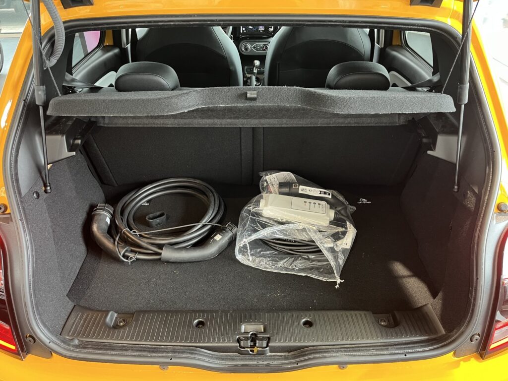 Renault Twingo Exposé-Bild 13