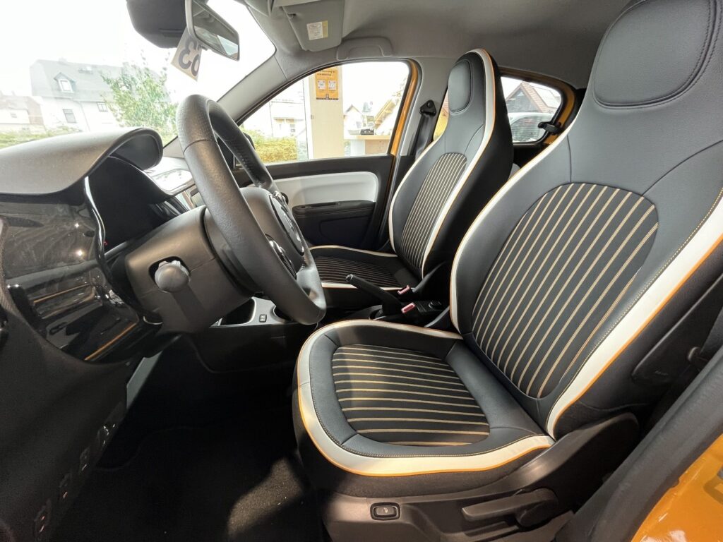 Renault Twingo Exposé-Bild 17