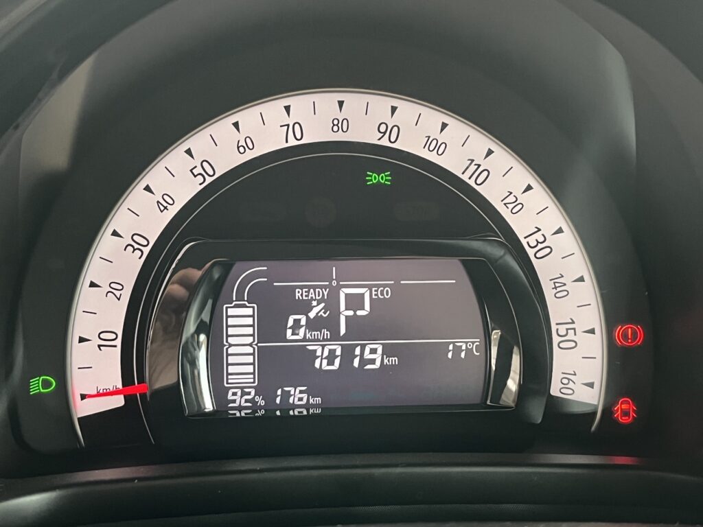 Renault Twingo Exposé-Bild 22
