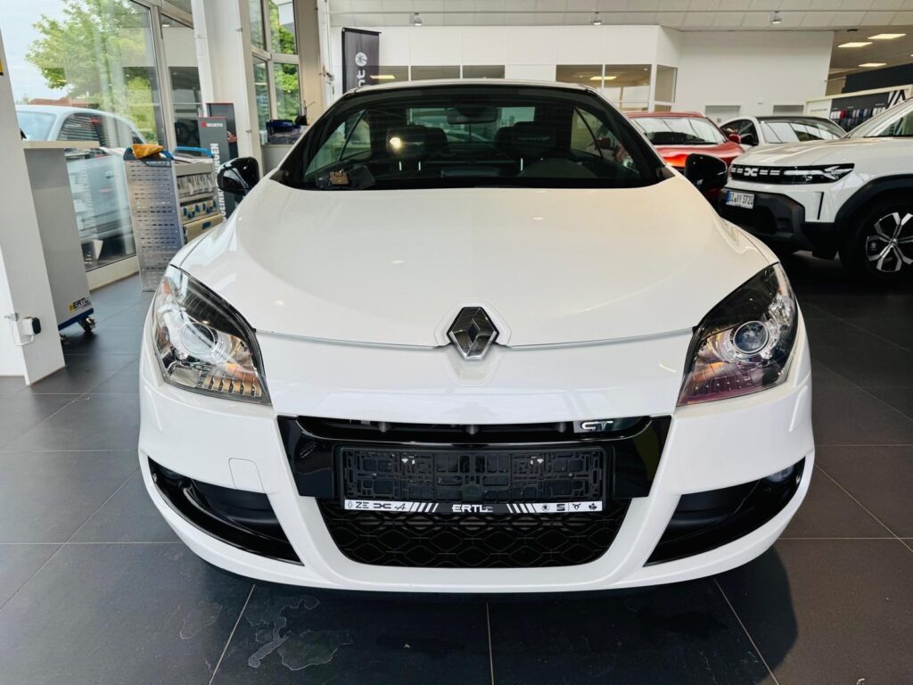 Renault Megane Exposé-Bild 4