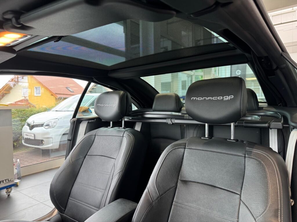 Renault Megane Exposé-Bild 37