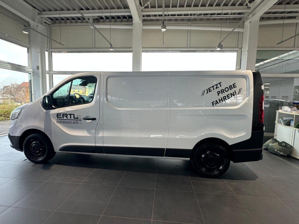 Renault Trafic Exposé-Bild 3