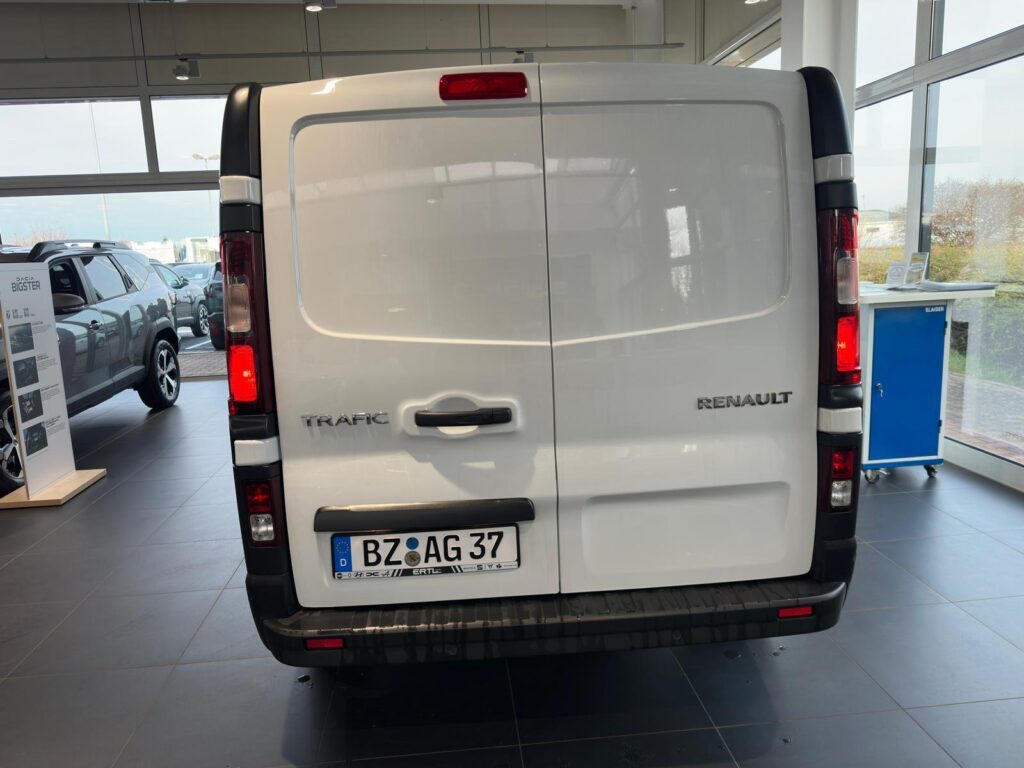 Renault Trafic Exposé-Bild 14