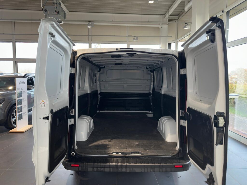 Renault Trafic Exposé-Bild 15