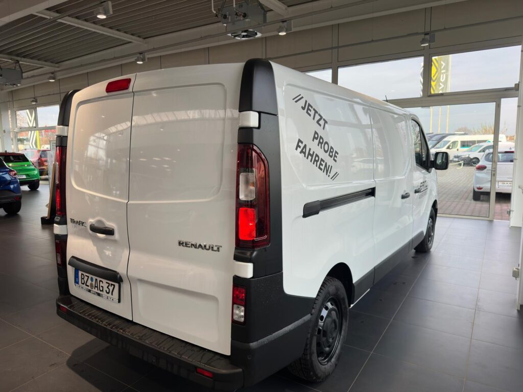 Renault Trafic Exposé-Bild 16