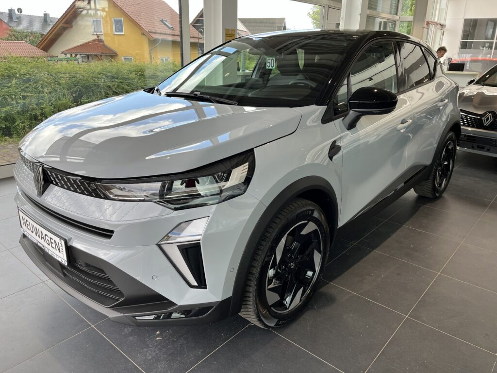 Renault Captur Exposé-Bild 1