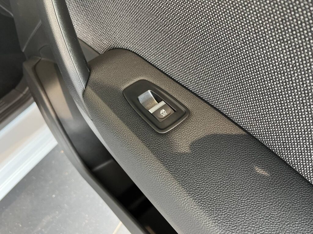 Renault Captur Exposé-Bild 5