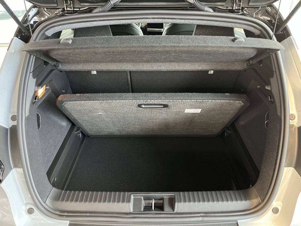 Renault Captur Exposé-Bild 16