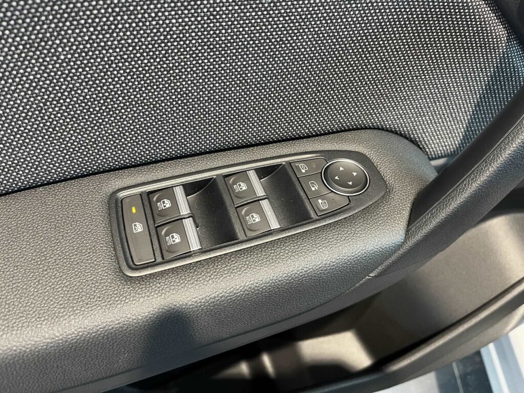 Renault Captur Exposé-Bild 19