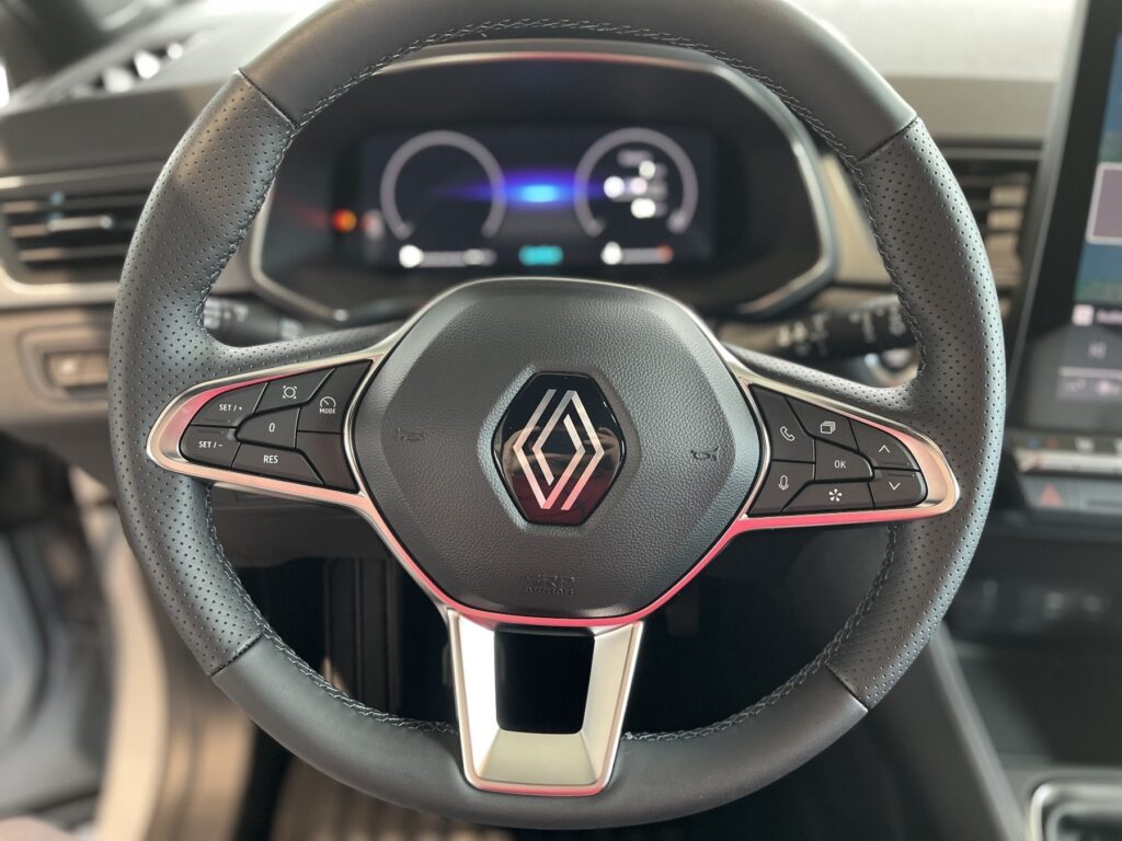 Renault Captur Exposé-Bild 21