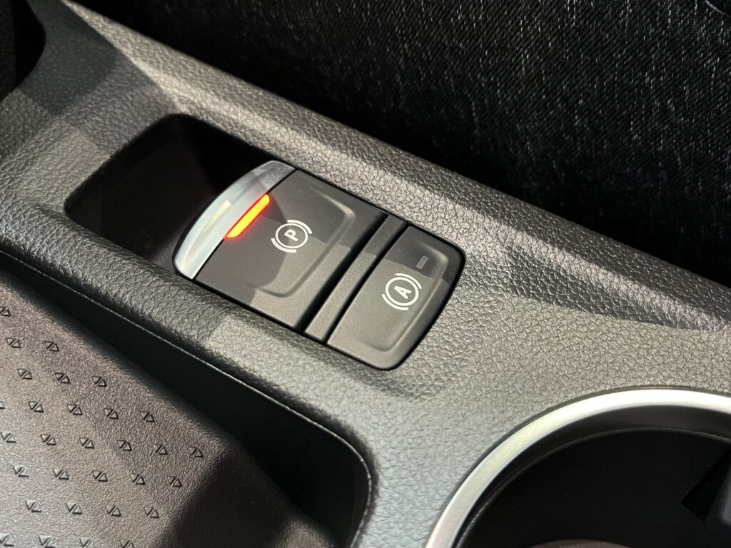 Renault Captur Exposé-Bild 28