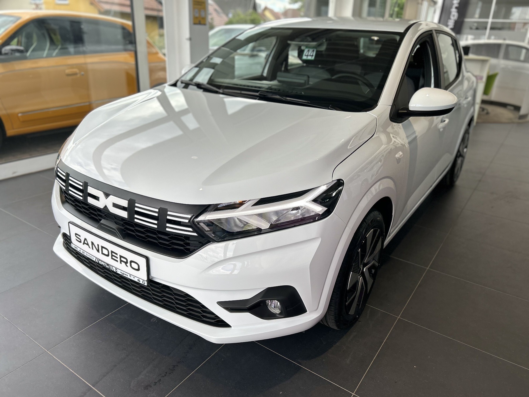 Dacia Sandero (ww_40941)