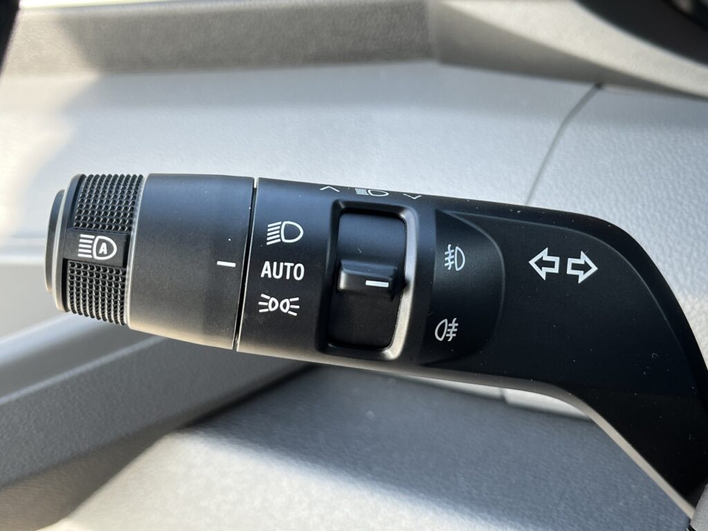 Renault Master Exposé-Bild 24