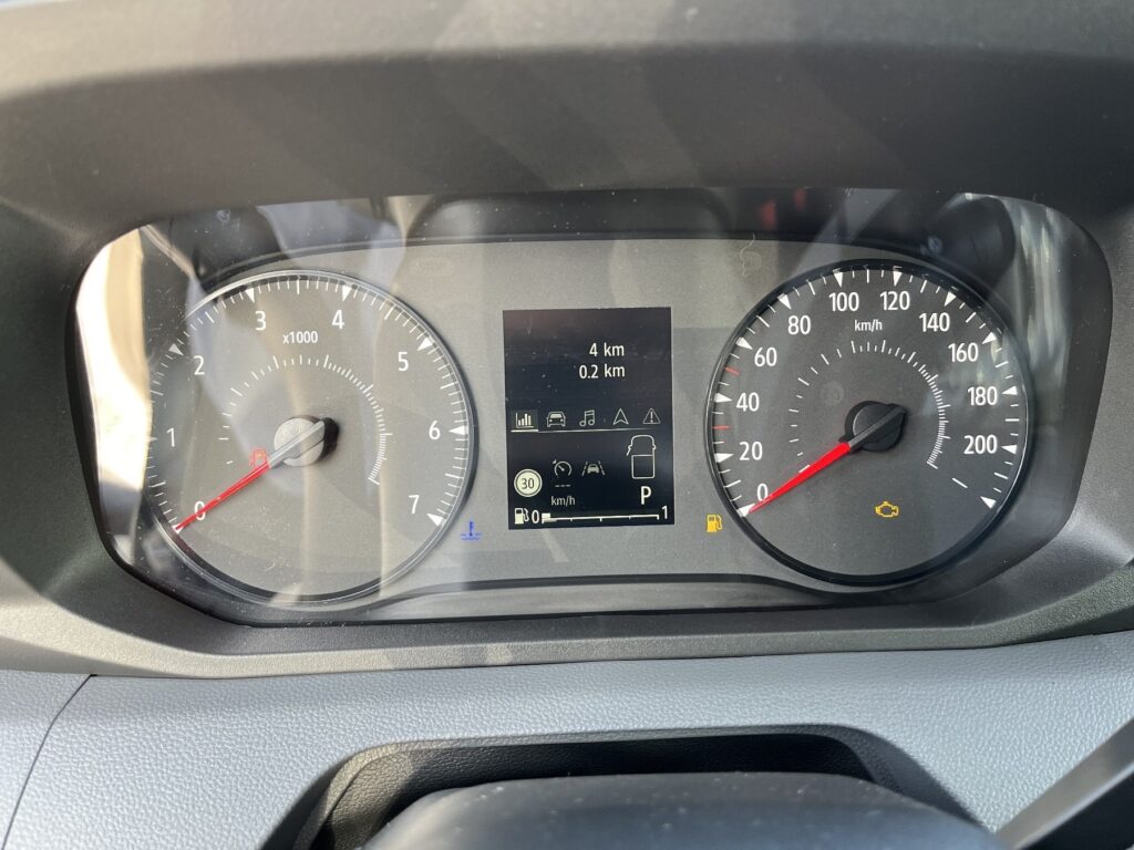 Renault Master Exposé-Bild 28