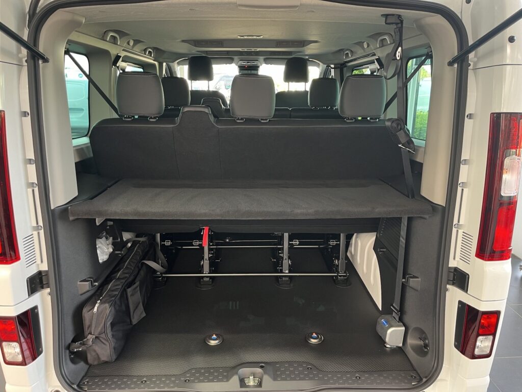 Renault Trafic Exposé-Bild 11