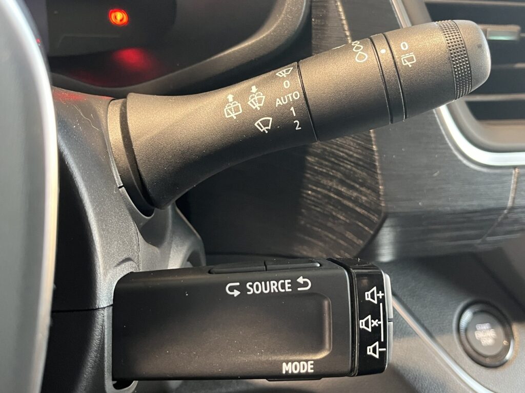 Renault Trafic Exposé-Bild 21