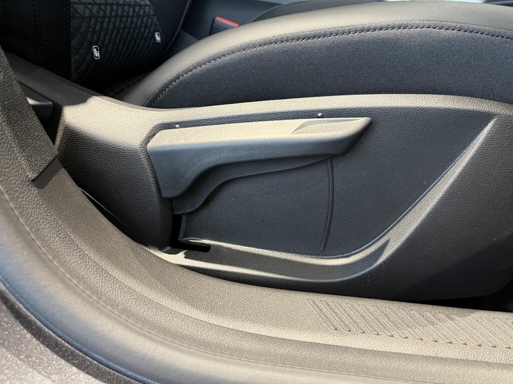 Renault Clio Exposé-Bild 6