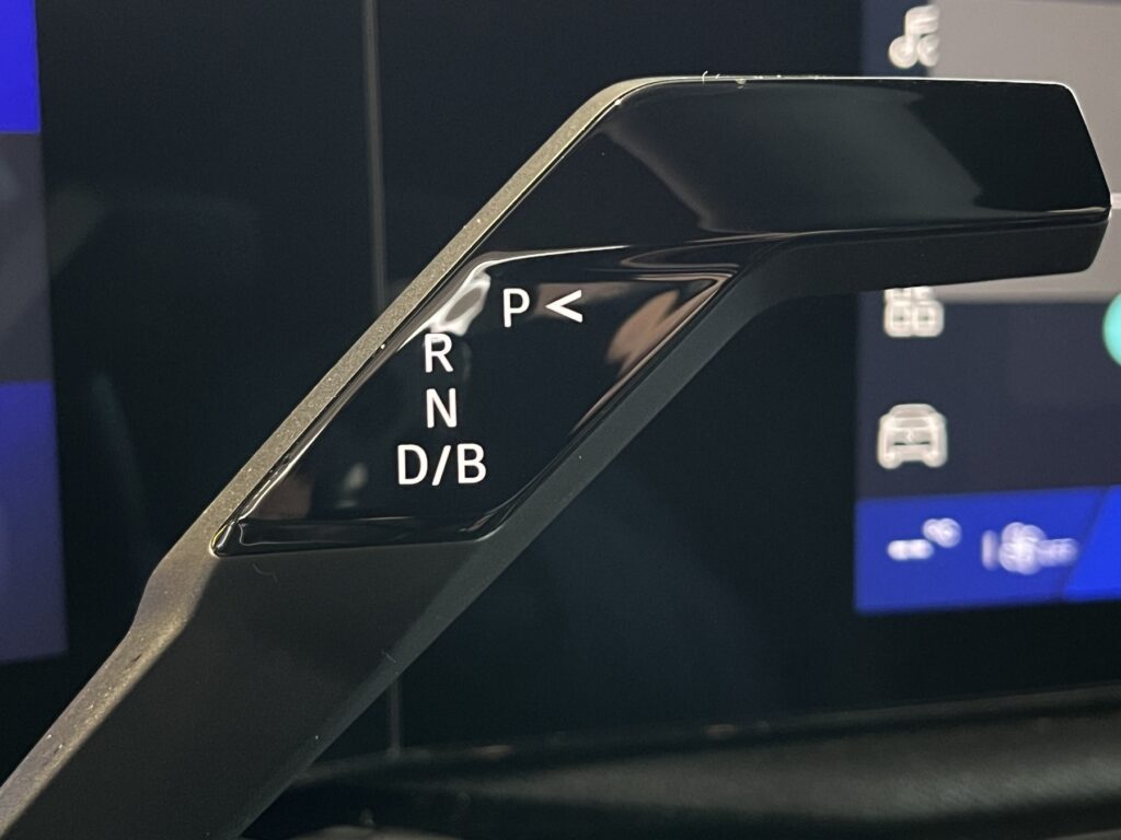 Renault Clio Exposé-Bild 27