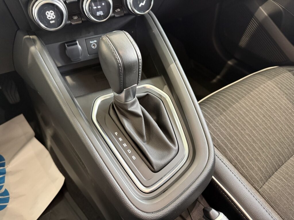 Renault Clio Exposé-Bild 35