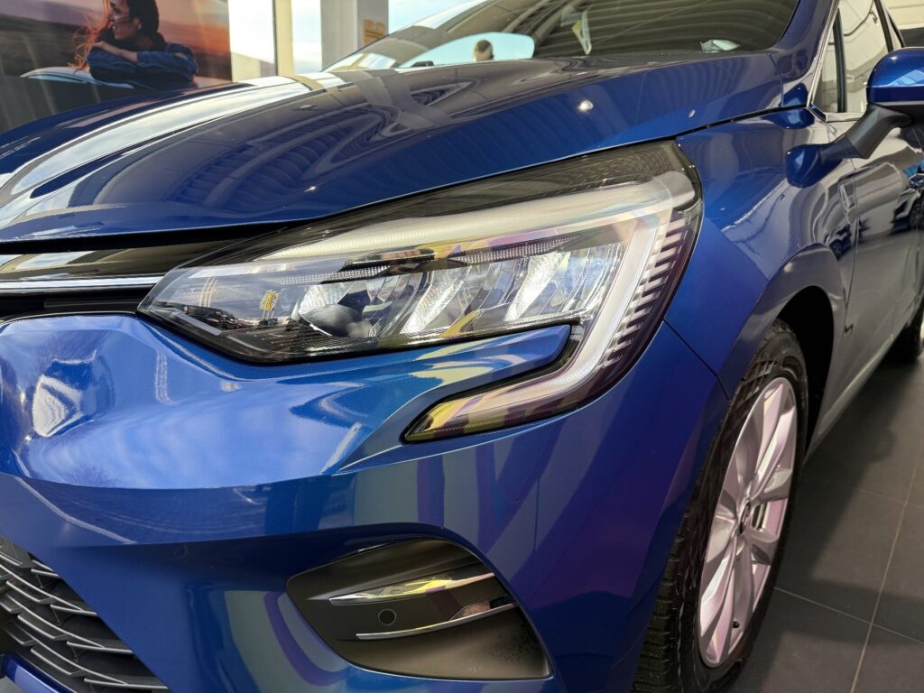 Renault Clio Exposé-Bild 38