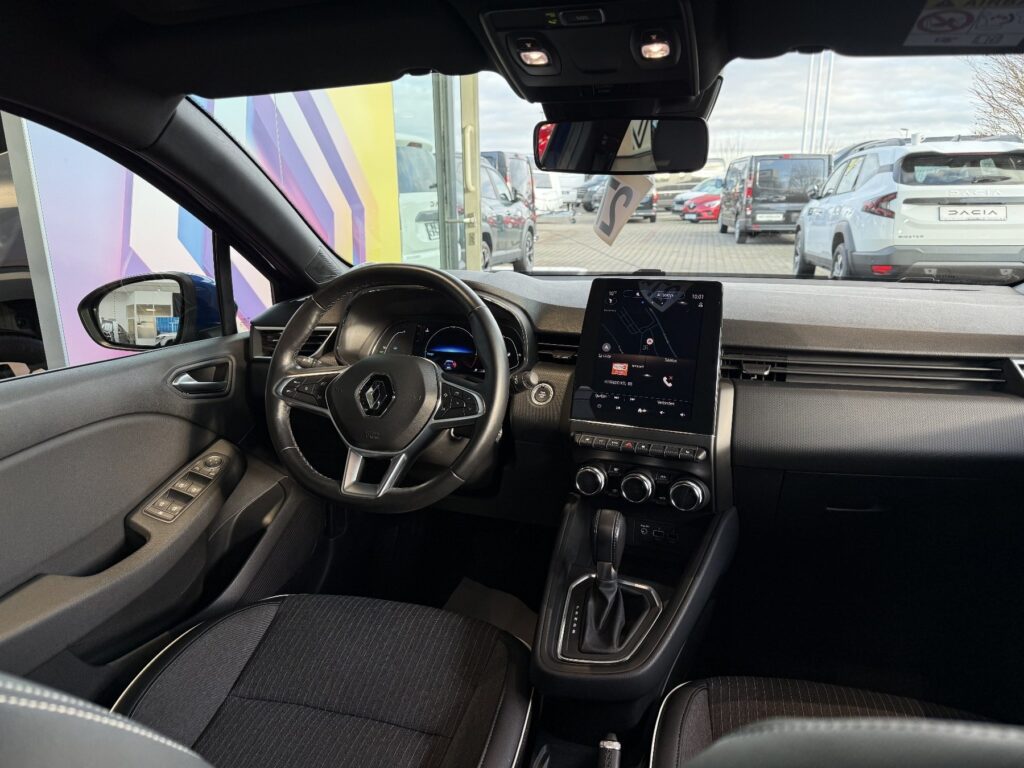 Renault Clio Exposé-Bild 11