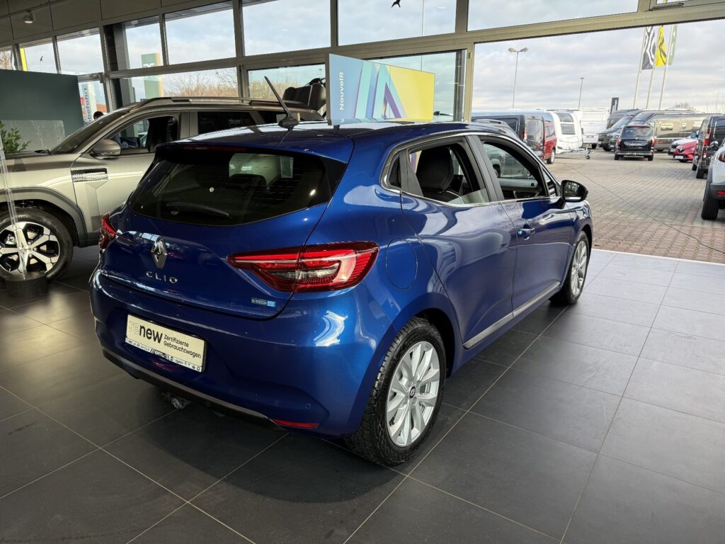 Renault Clio Exposé-Bild 13