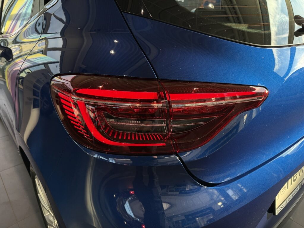 Renault Clio Exposé-Bild 20