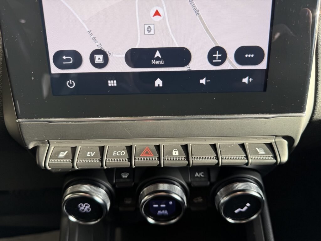 Renault Clio Exposé-Bild 32