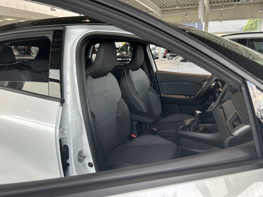 Renault Captur Exposé-Bild 4