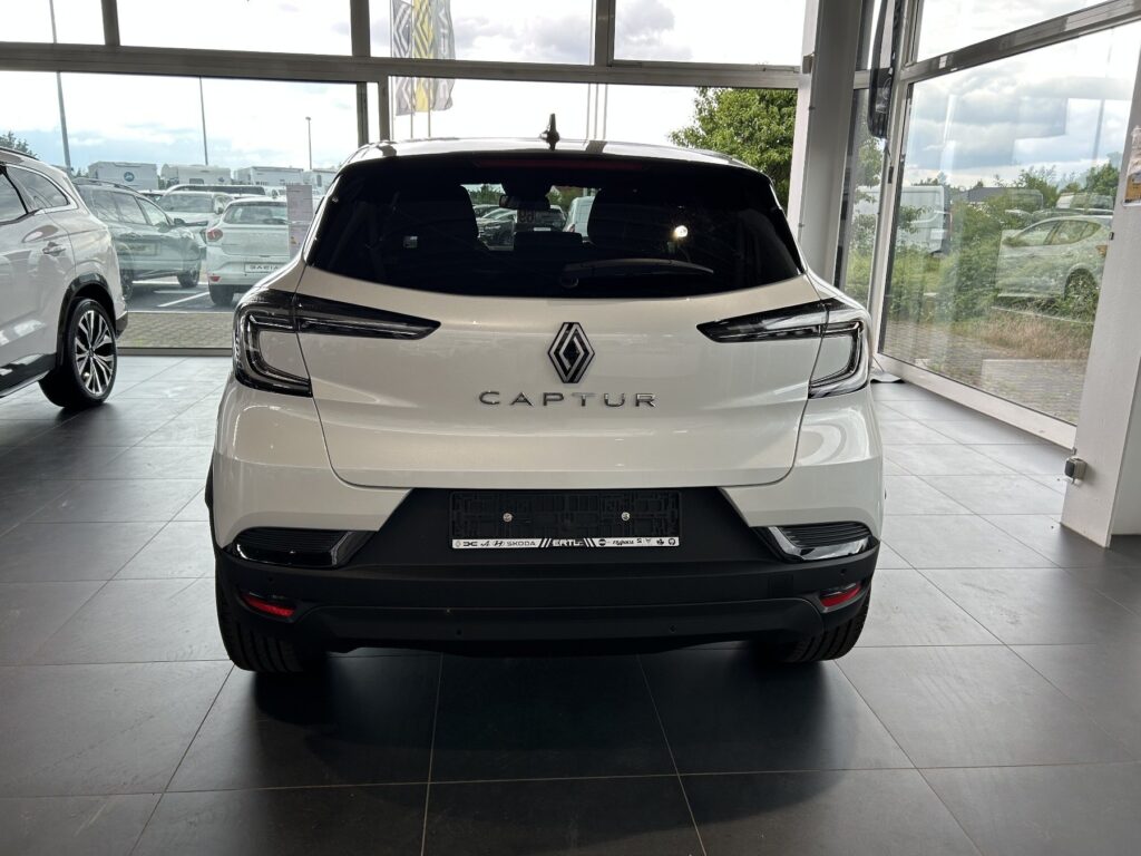 Renault Captur Exposé-Bild 10