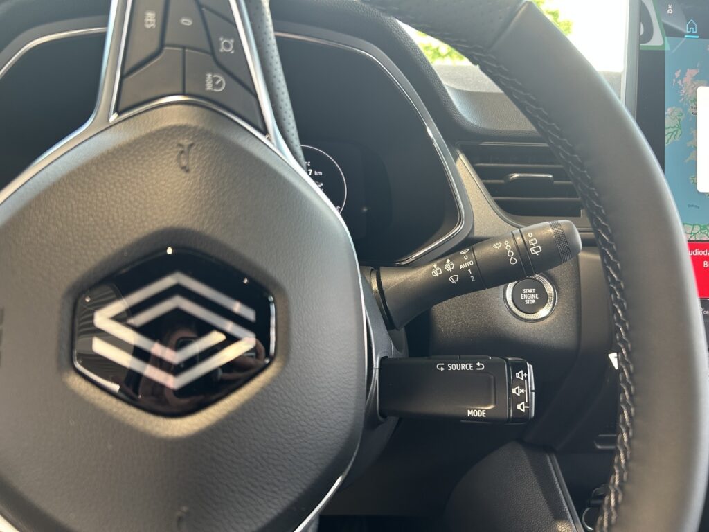 Renault Captur Exposé-Bild 20