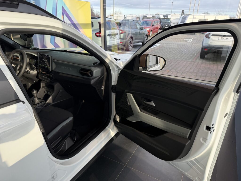 Dacia Duster Exposé-Bild 5