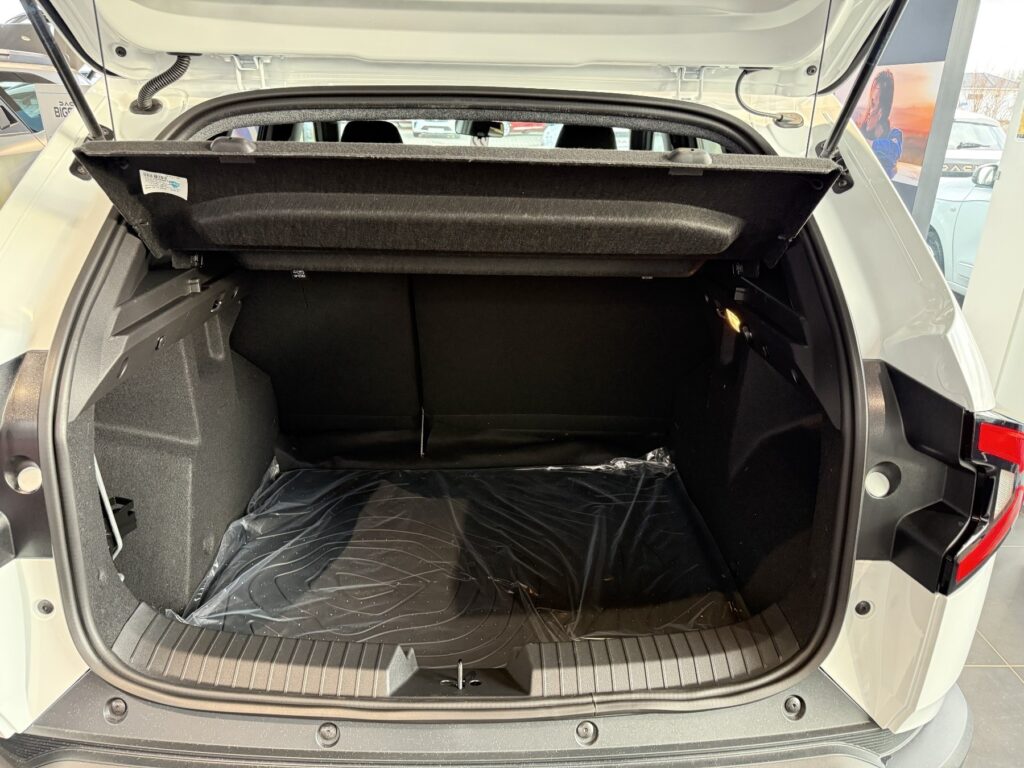 Dacia Duster Exposé-Bild 18