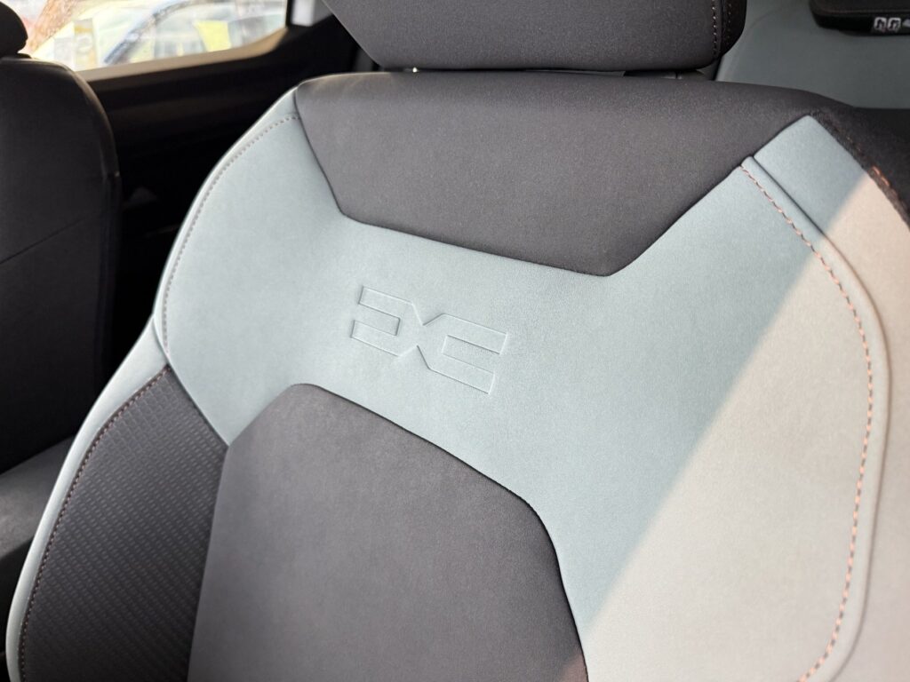 Dacia Duster Exposé-Bild 25