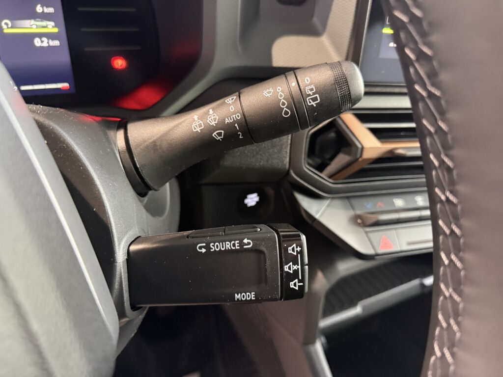 Dacia Duster Exposé-Bild 31